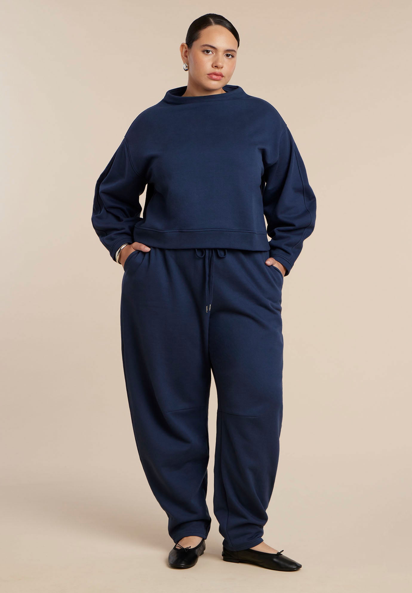 Barrel Leg Sweatpant image number 3