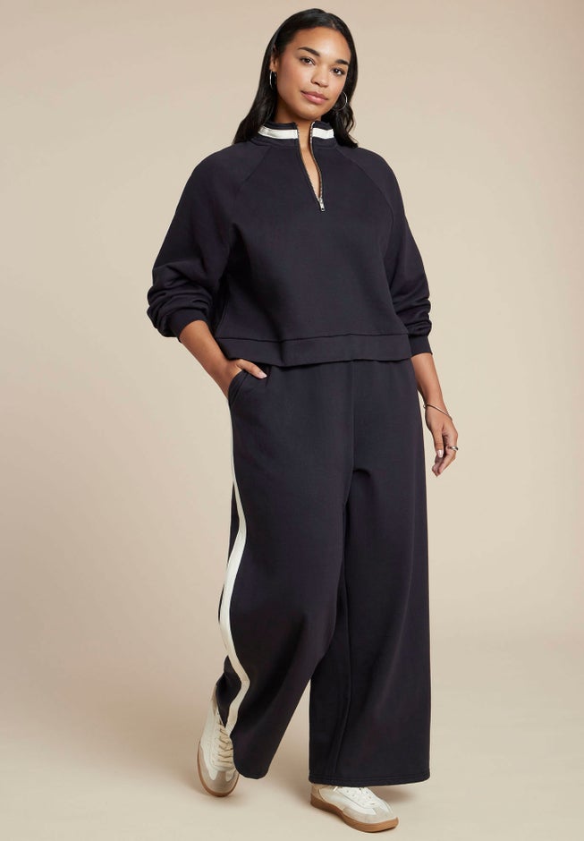 Quarter Zip Stripe Detail Sweatshirt image number 3