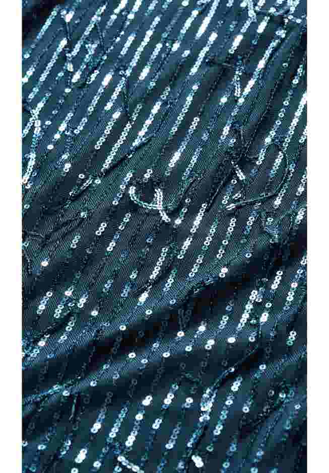 Nouveau Nights Dress image number 5