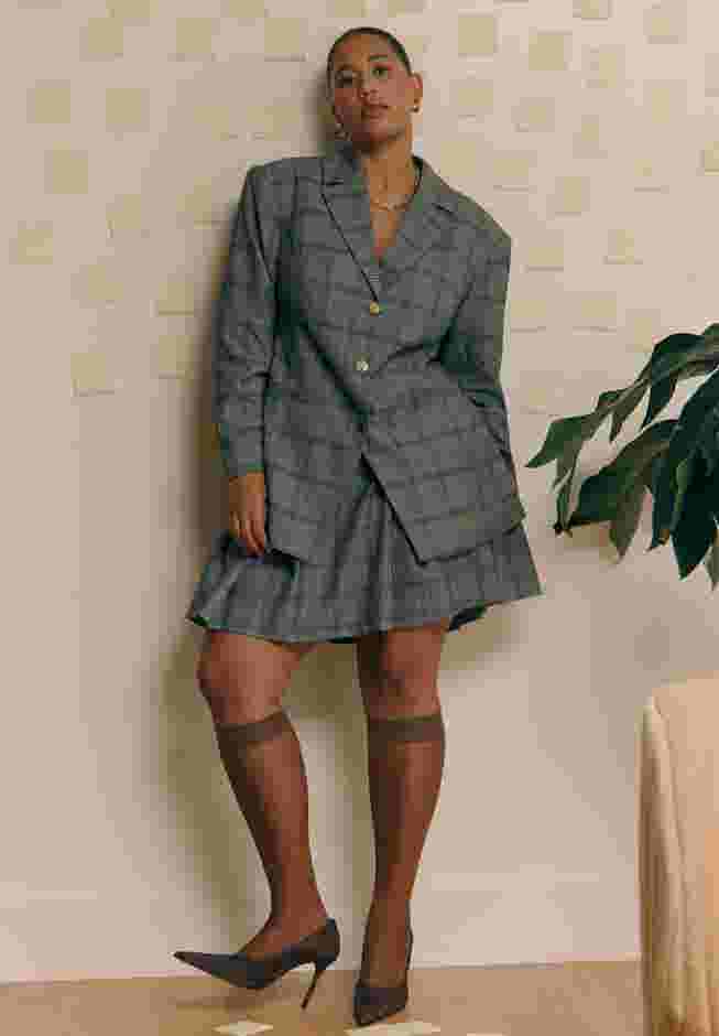 Nipped Waist Blazer With Back Adjuster image number 0