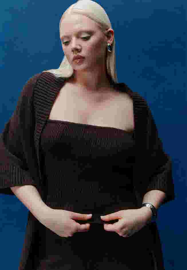 Sweater Ribbed Tube Top image number 0