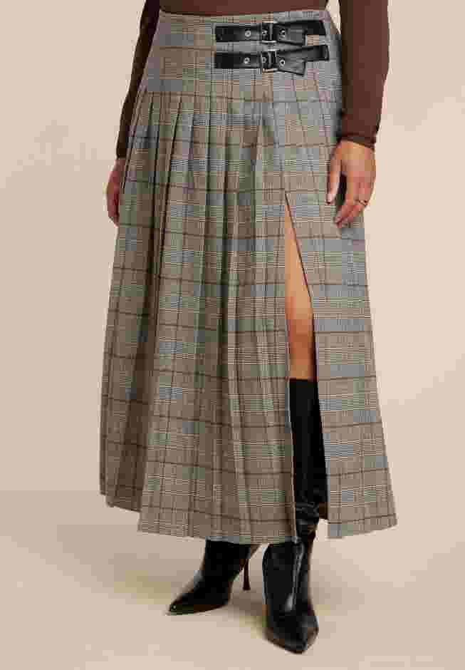 Maxi Pleated Skirt With Buckle Detail And Slit image number 1