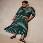 Cropped Boat Neck Sweater image number null