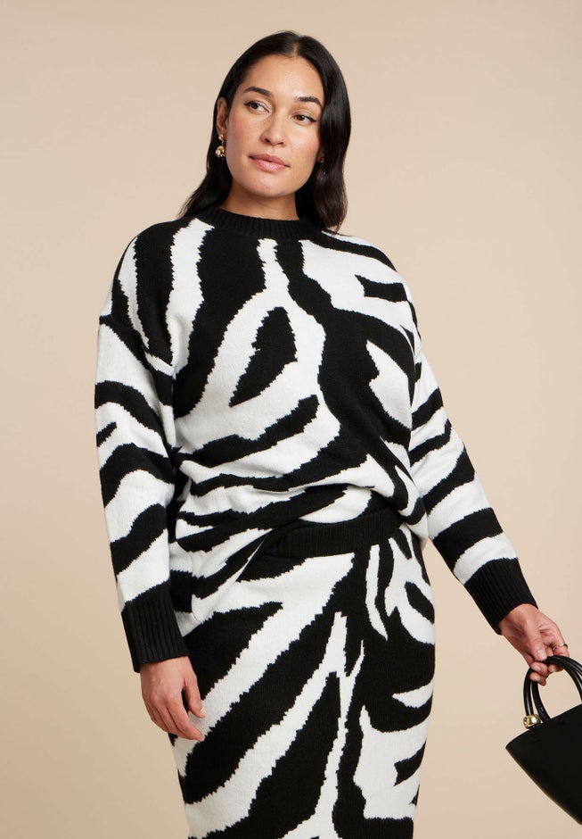 Oversized Zebra Intarsia Sweater image number 3