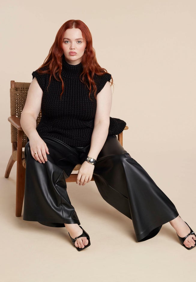 Turtleneck Peplum Sweater Vest image number 3