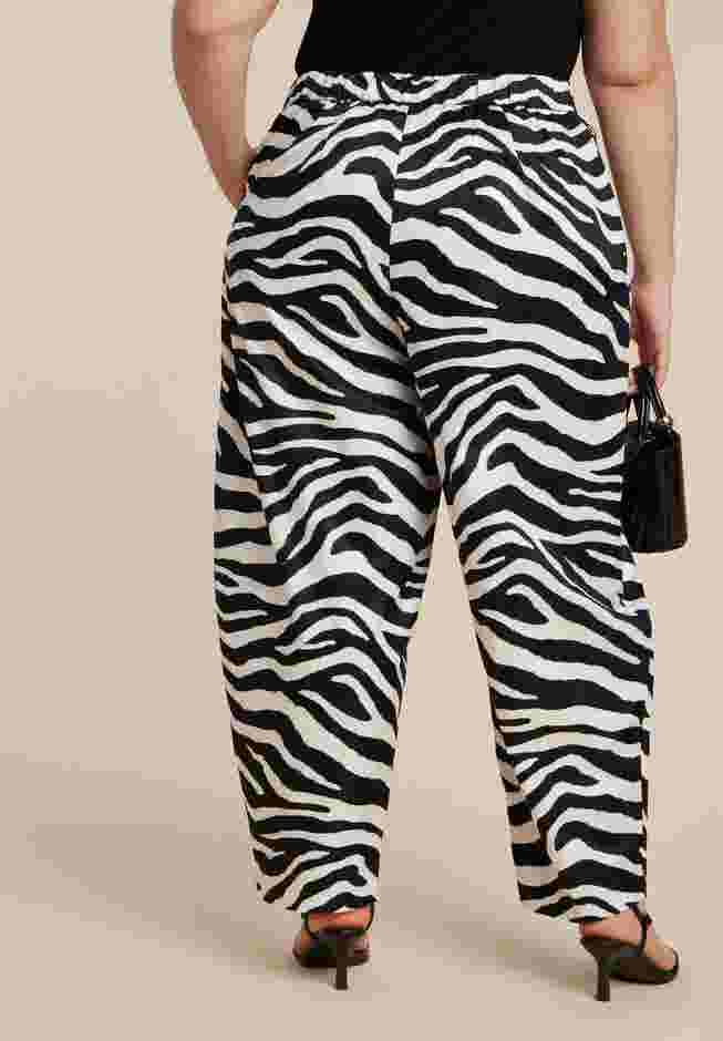 Barrel Leg Pant image number 3