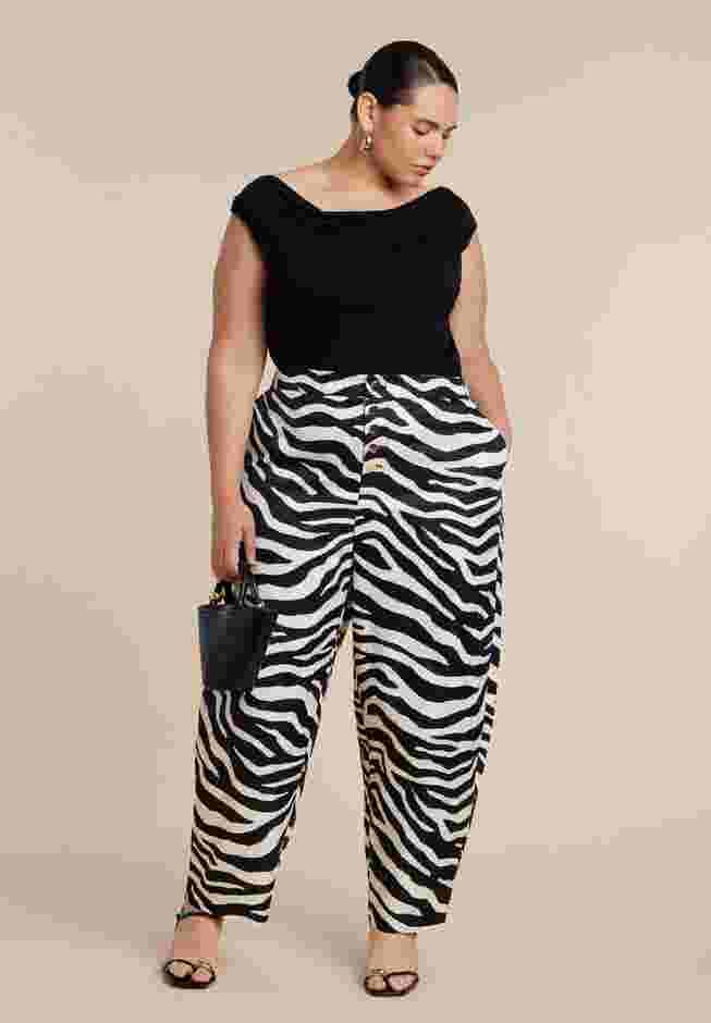 Barrel Leg Pant image number 7