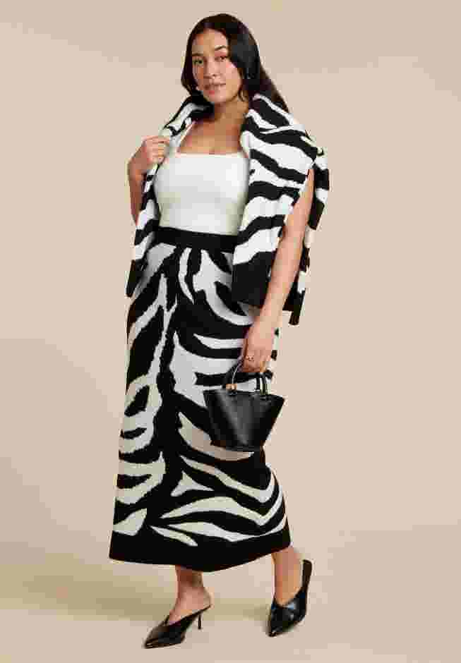 Intarsia Maxi Skirt image number 3