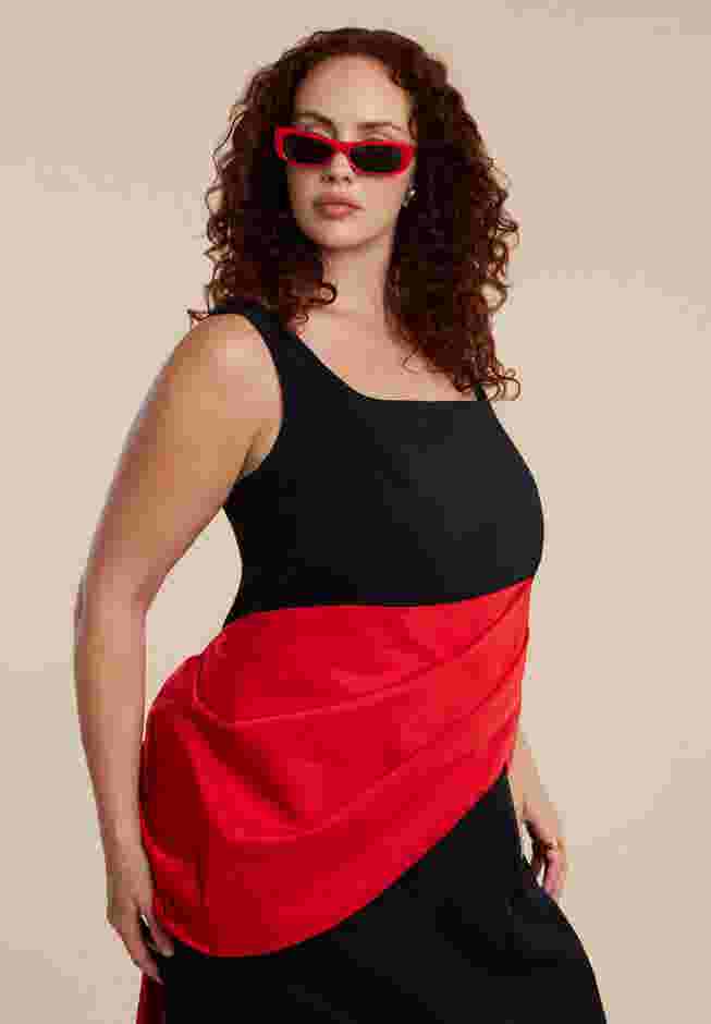 Contrast Draped Waist Gown image number 5