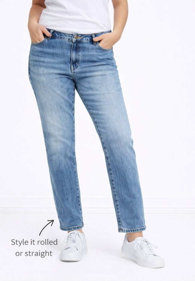 Mid-Rise Stretch 5-Pocket Relaxed Fit Boyfriend Jeans image number 2