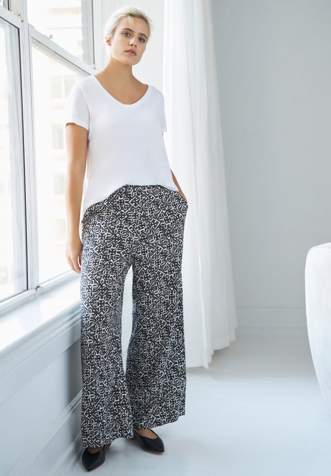 Wide-Leg Soft Pants with Back Elastic image number 0