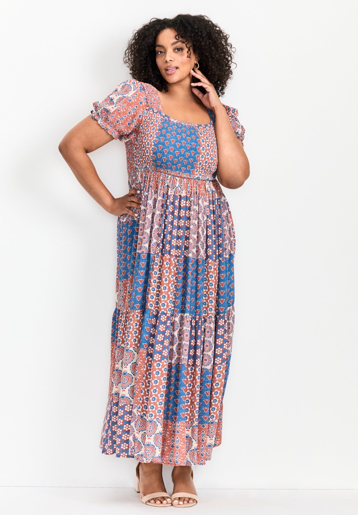 Sophia Shirred Bodice Maxi Dress image number 3