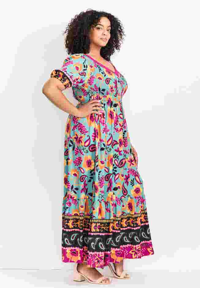 Eve Border Dress image number 2