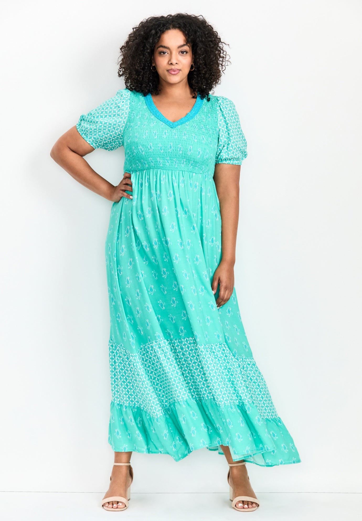 Eve Border Dress image number 4