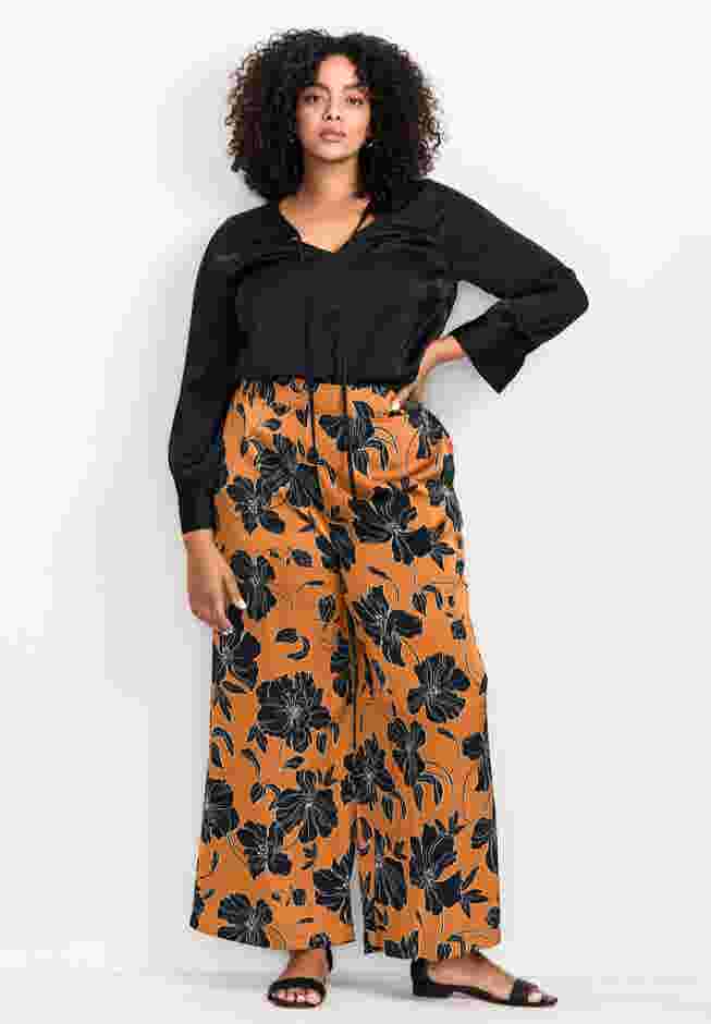 Goldi Wide Leg Satin Pant image number 0