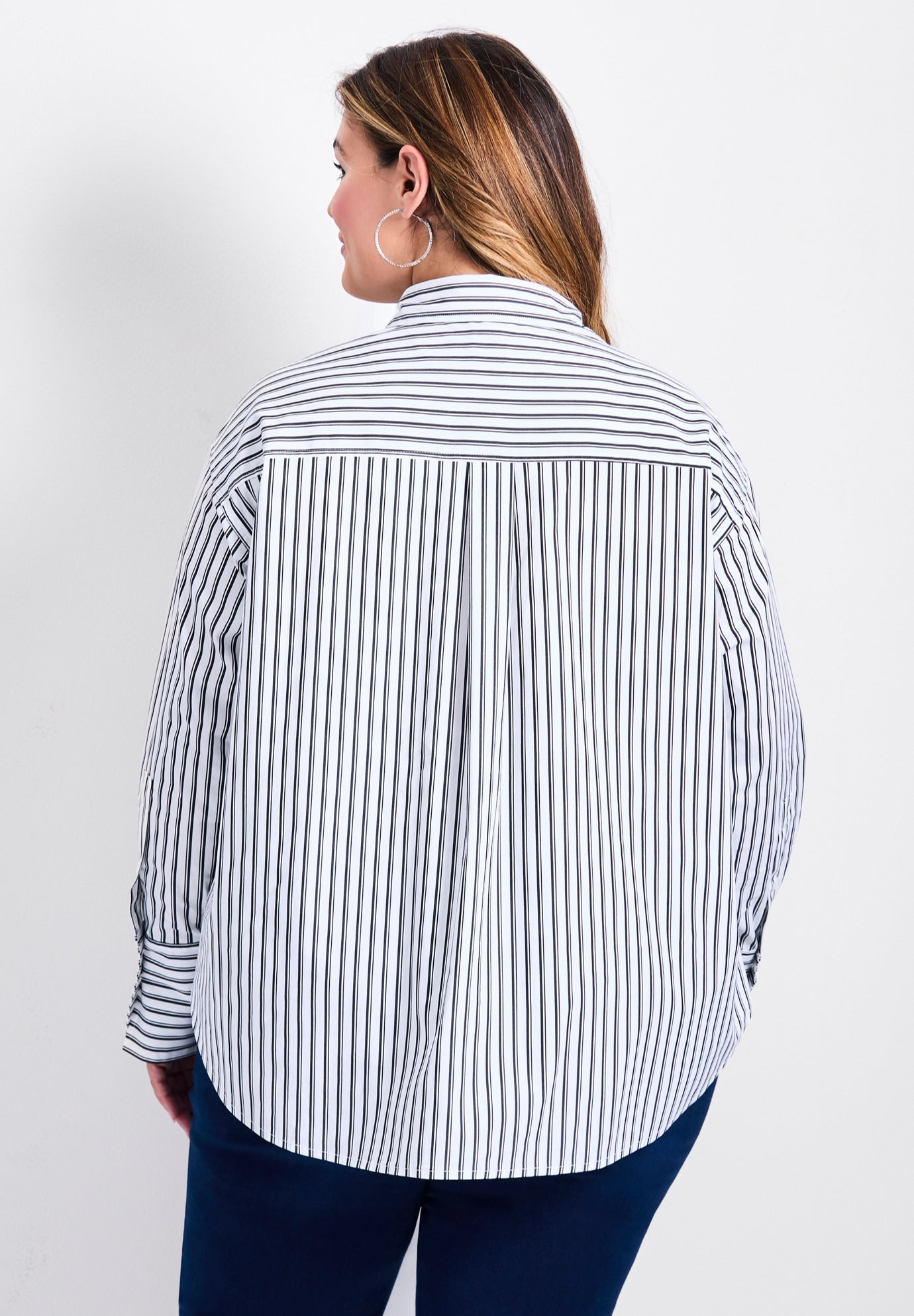 Breanna Classic Poplin Shirt image number 1