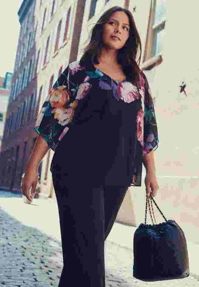 Love Story Overlay Blouse image number 4