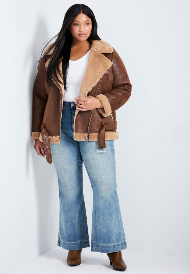 Emmy Flared Jean image number 3