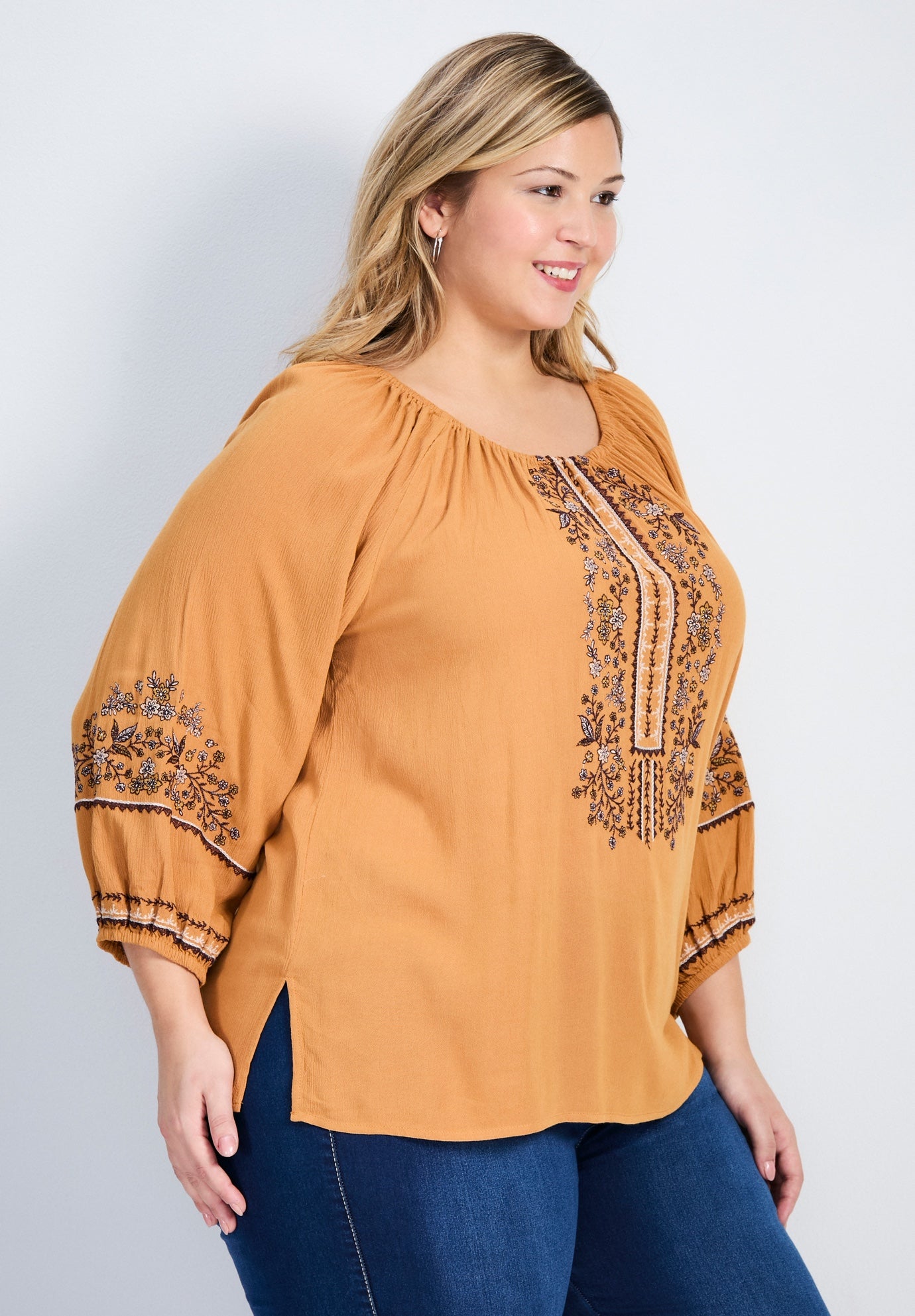 Anna Embroidery Detail Top image number 2