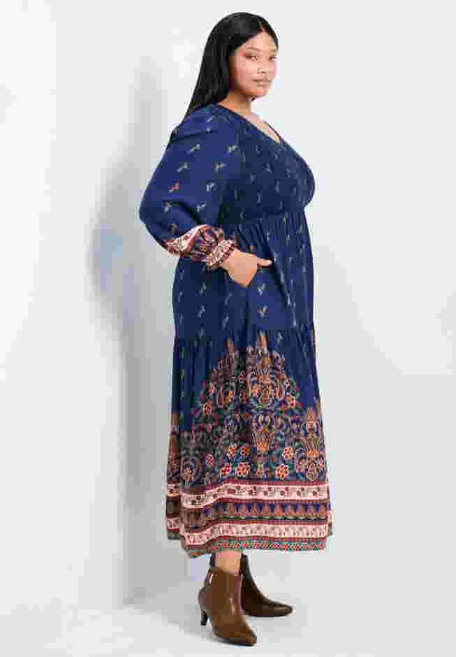 Sherry Shirred Bodice Maxi Dress image number 2