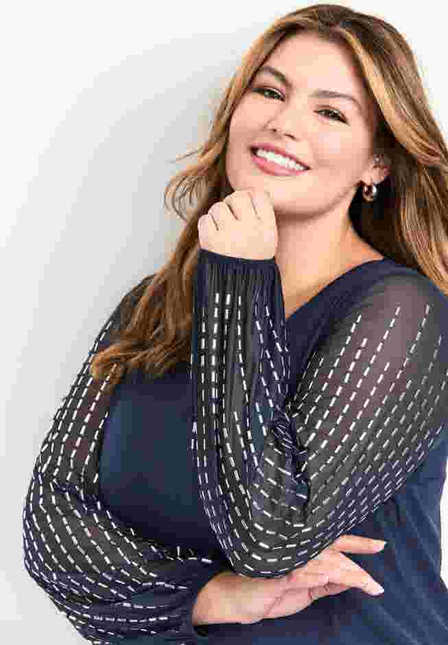 Glitz Emblsh Slv Tunic image number 3