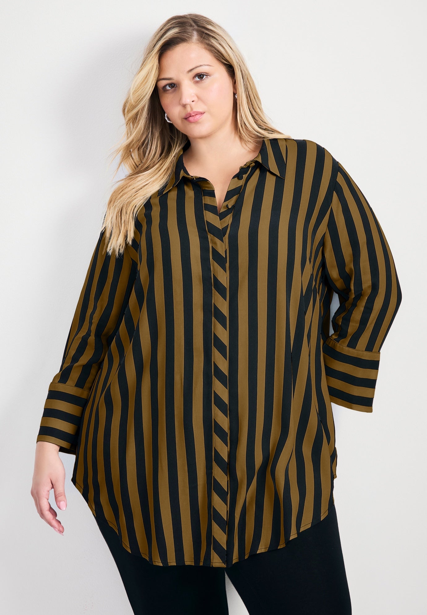 Linear Longline Stripe Shirt image number 0