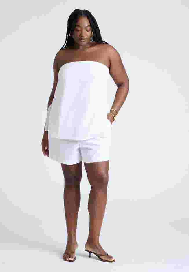 Easy Pull On Linen Blend Short image number 0