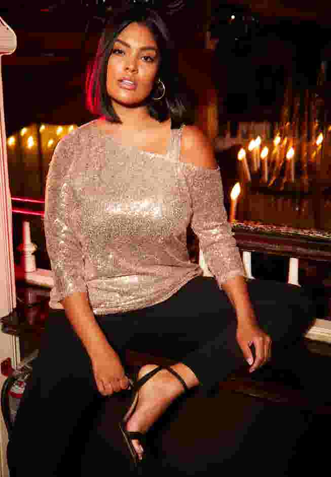 Sequin One-Shoulder Top image number 4