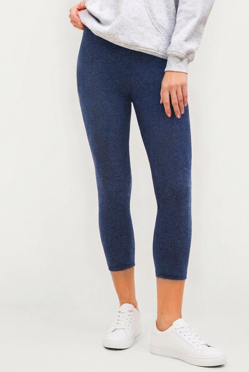 Cotton Spandex Elastic Waist Capri Leggings image number 0