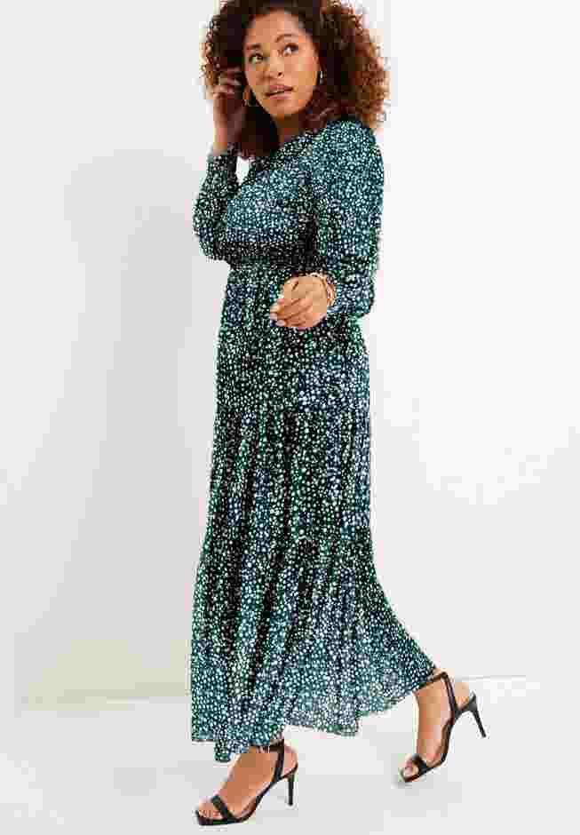 Tiered Maxi Dress image number 2