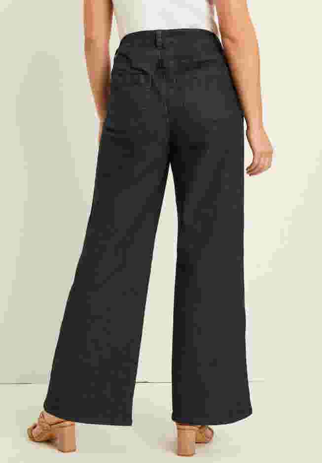 Curvie Fit Wide-Leg Jeans image number 1