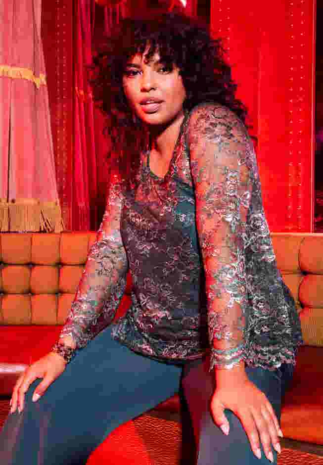 Scalloped Lace Long-Sleeve Top image number 0