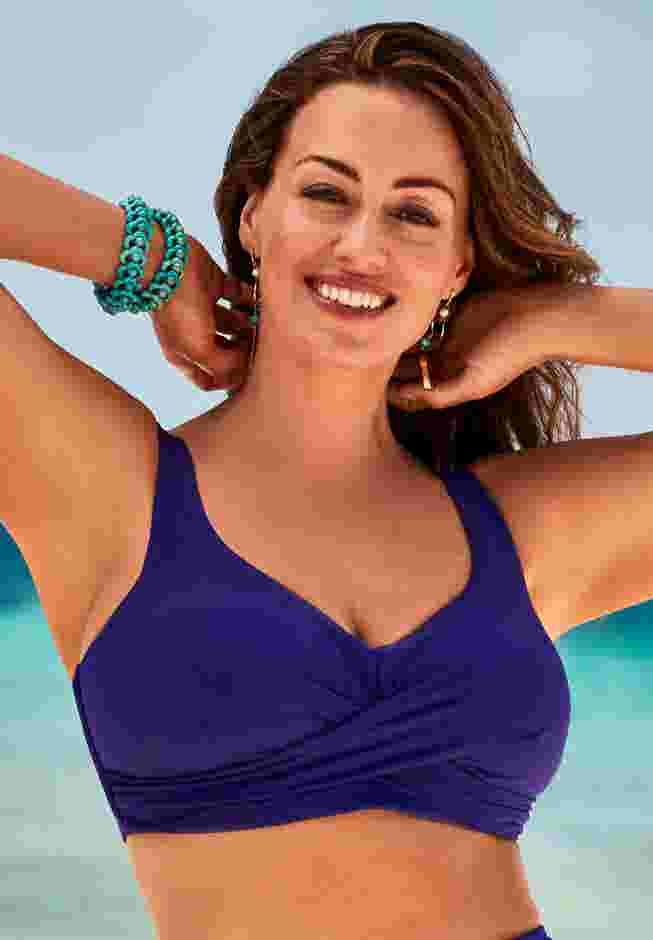Twist Front Bikini Top image number 0