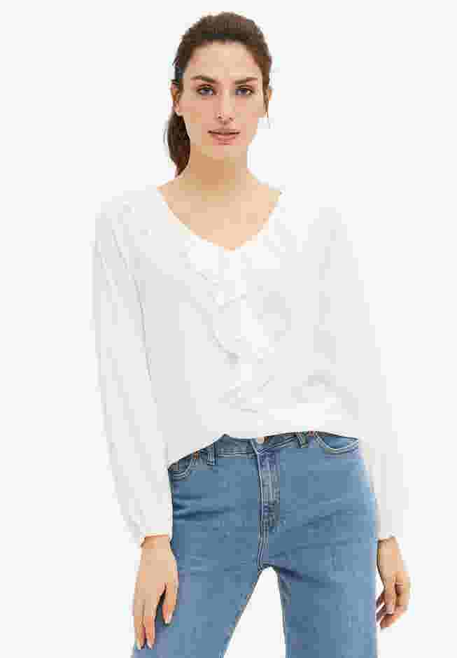 Knit Top With Ruffled V-Neck image number 0