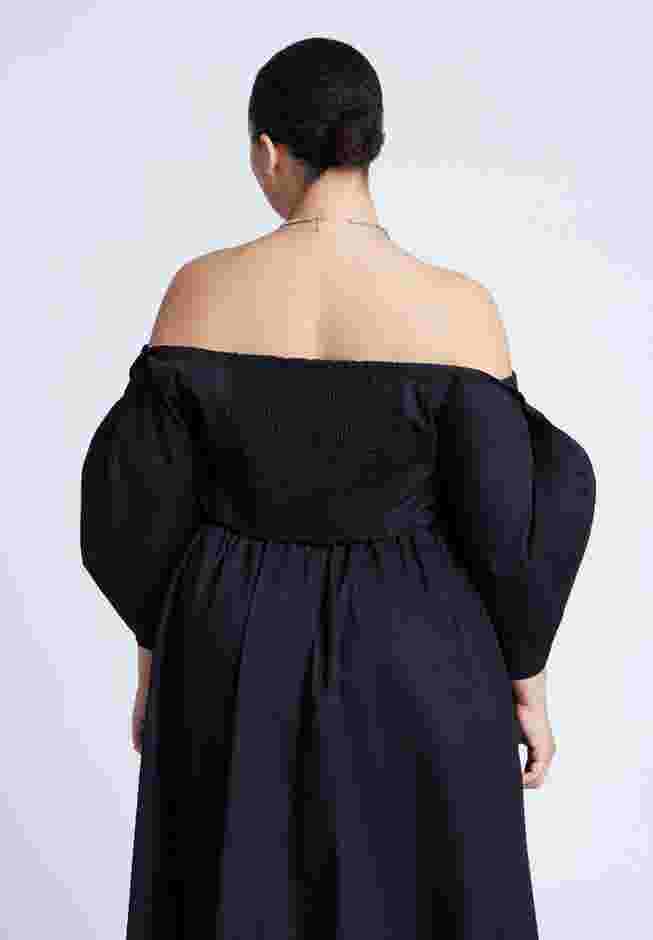 Off The Shoulder Sweetheart Neckline Top image number 2