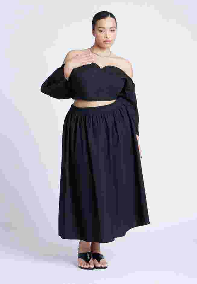 Off The Shoulder Sweetheart Neckline Top image number 3