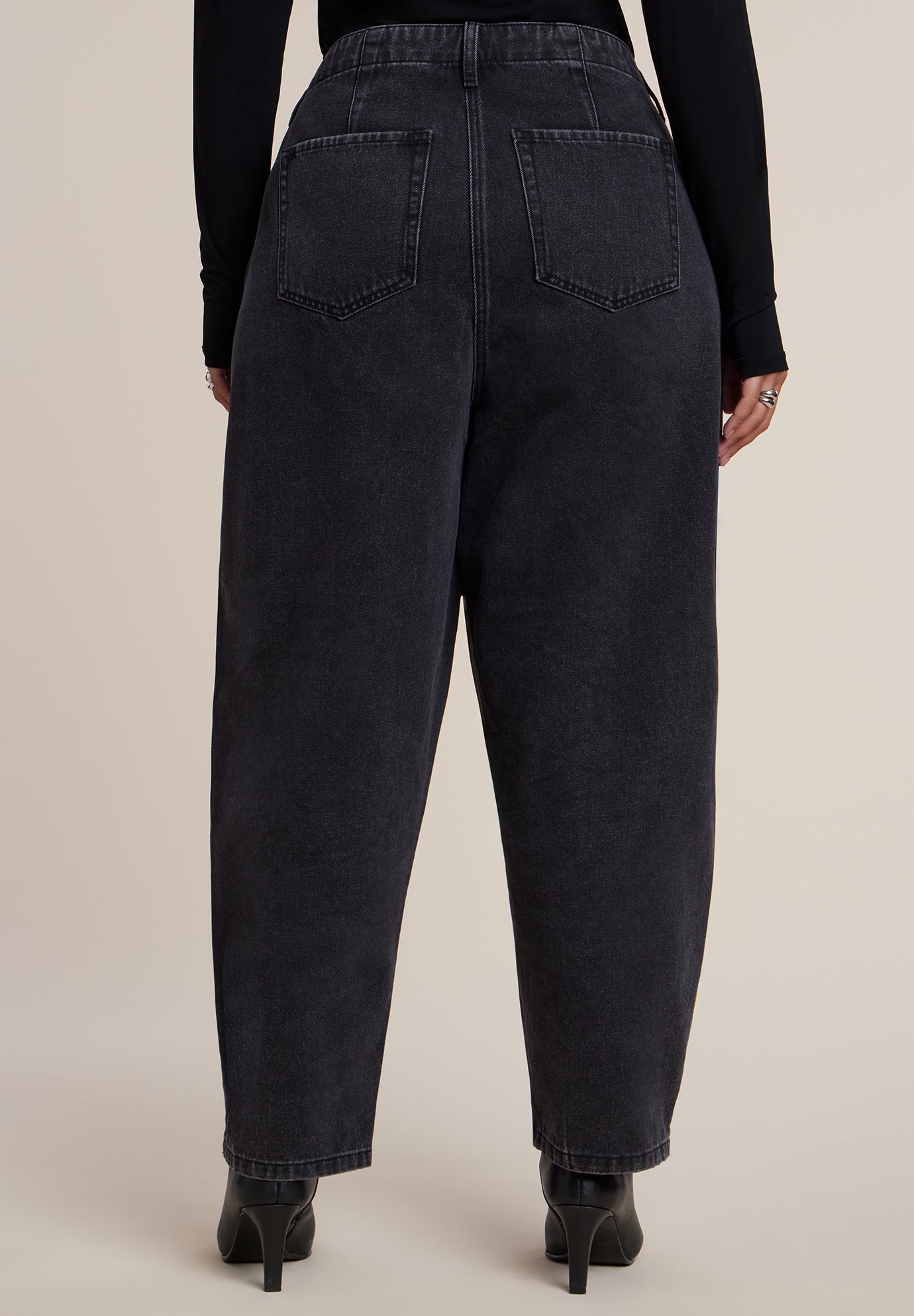 Pleated Barrel-Leg Jean image number 2