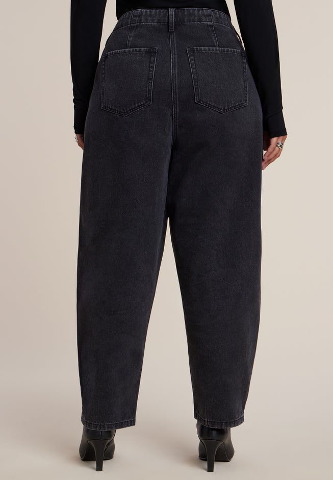 Pleated Barrel-Leg Jean image number 2