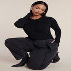 Pleated Barrel-Leg Jean image number 3