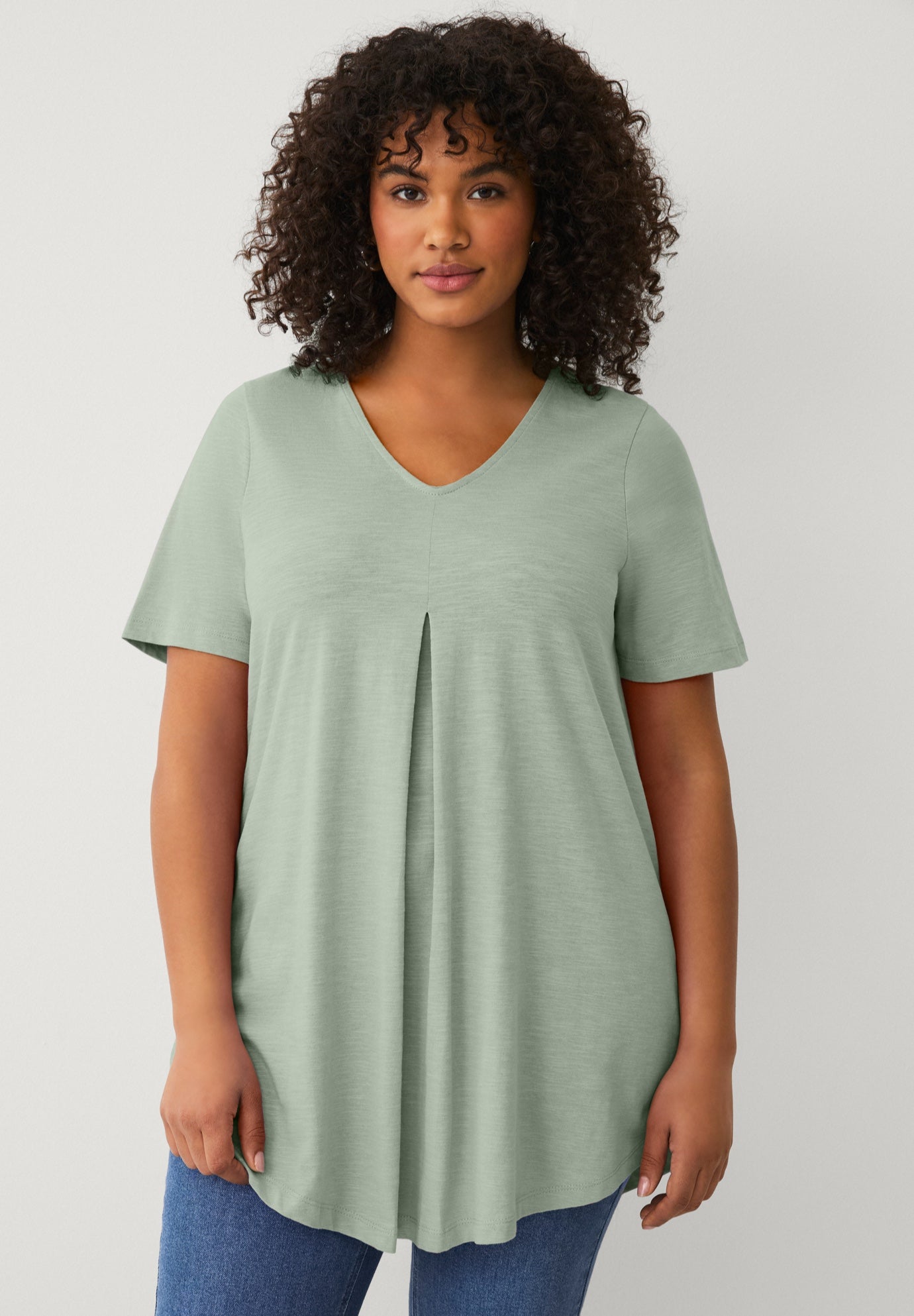 V-Neck Inverted Pleat Tunic with Curved Hem image number 0