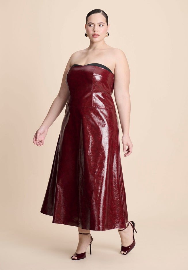 Textured Faux Leather Dress With Cup Detail image number 2