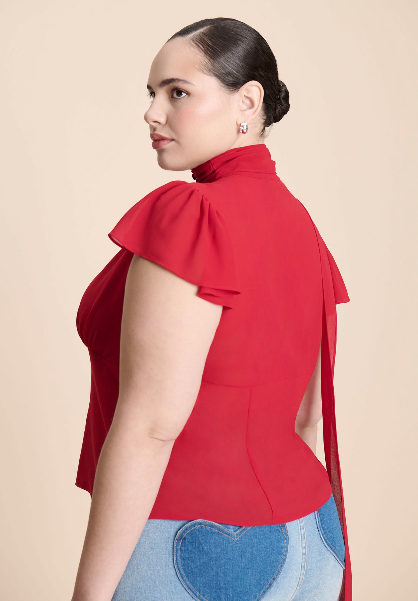 Flutter Sleeve Top With Necktie image number 3