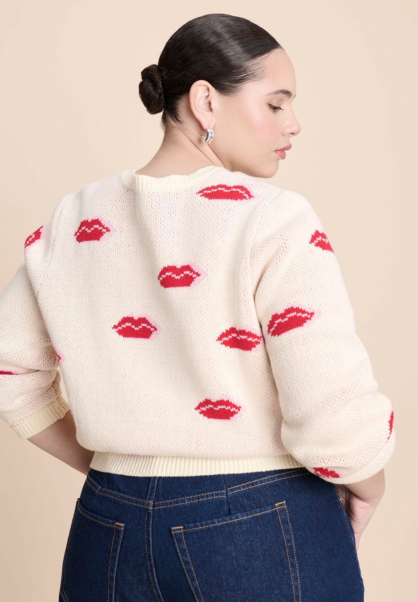 Scattered Lip Sweater image number 2