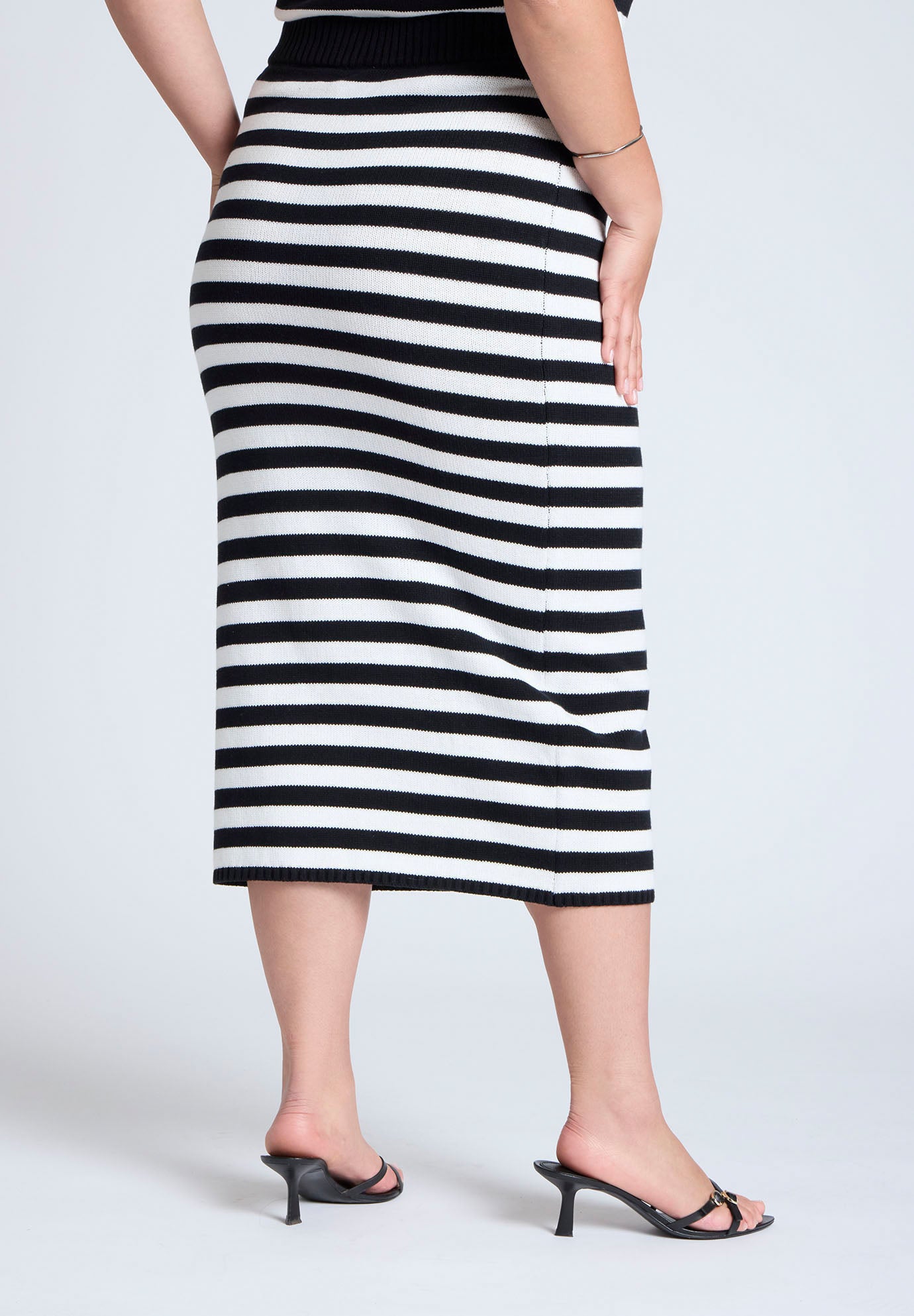 Midi Sweater Skirt image number 2