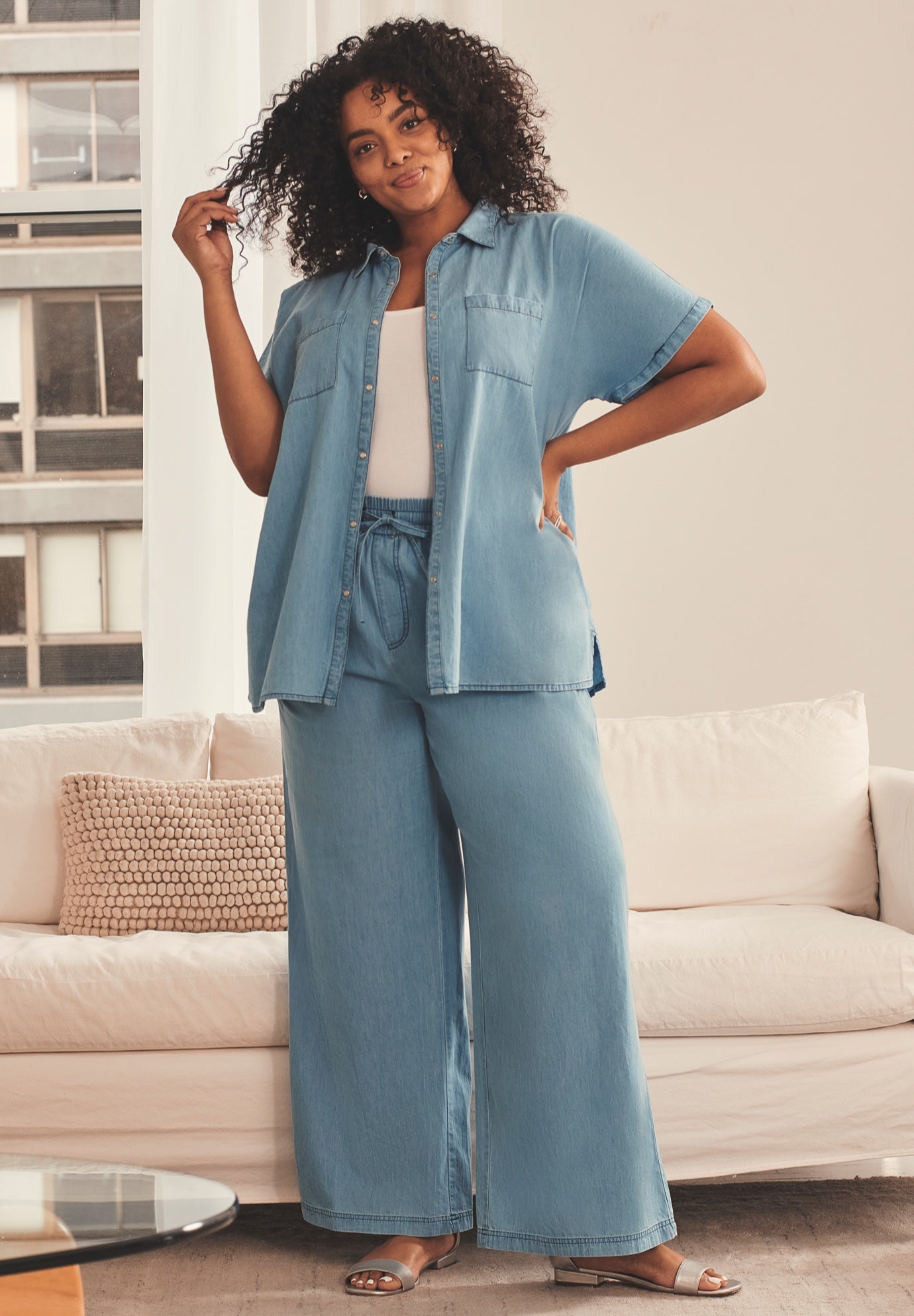 Wide-Leg Drawstring Pant image number 0