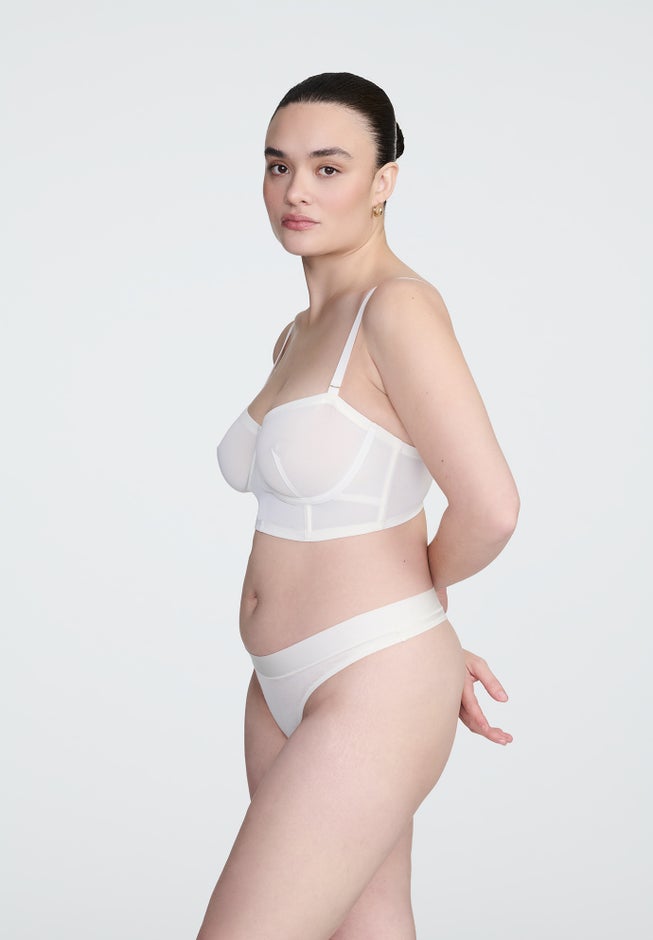 The Longline Bra - Mesh image number 2