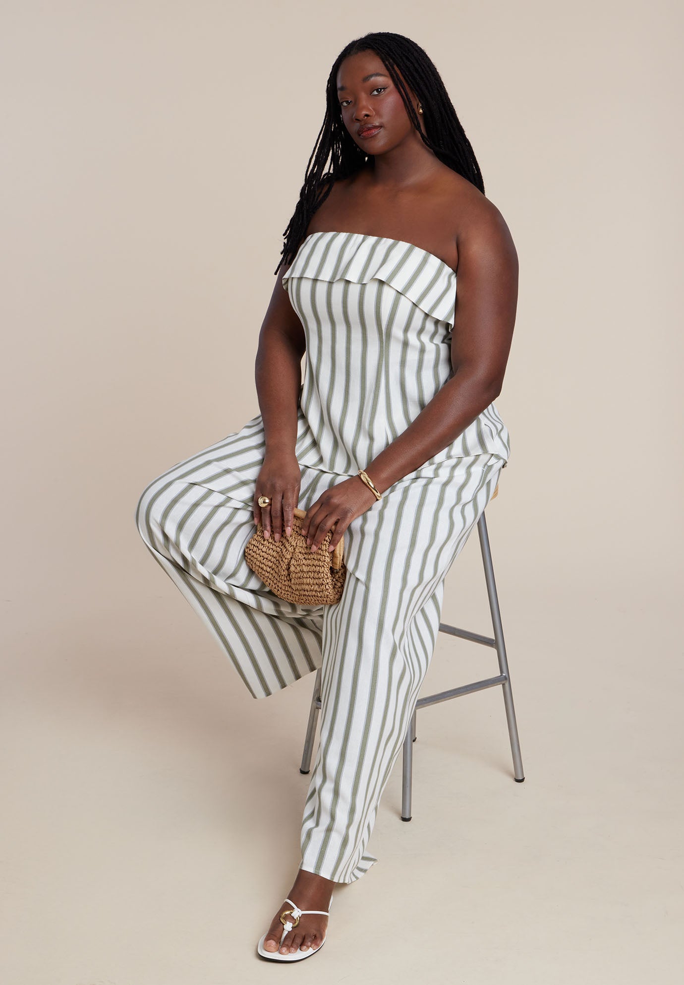 Sleeveless Linen Top With Foldover image number 2