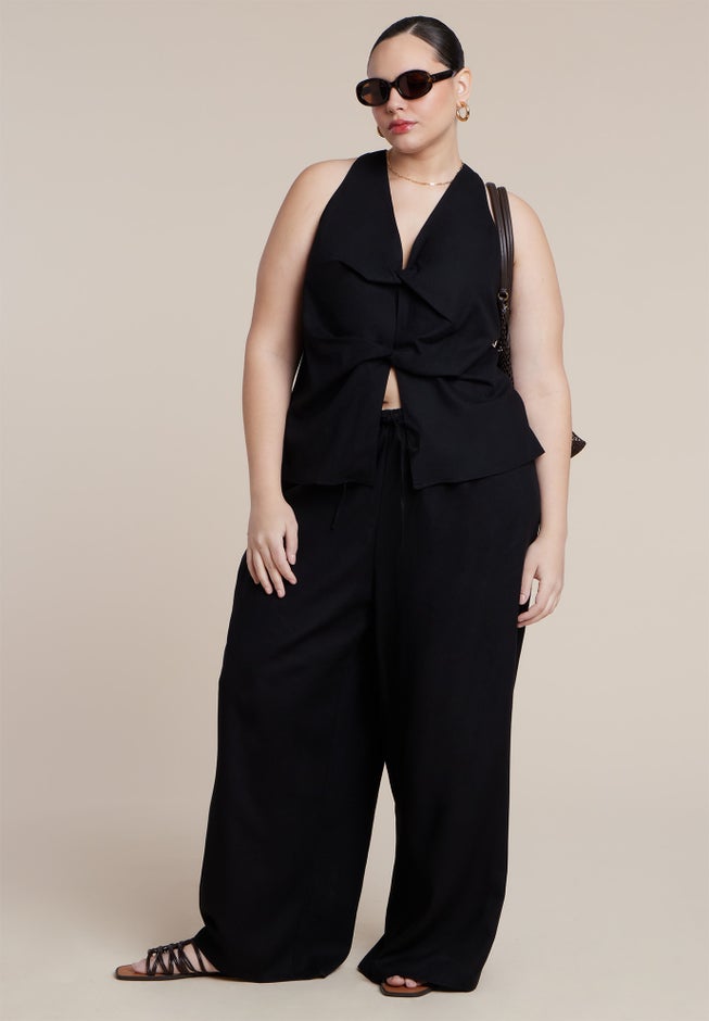 Twisted Linen Halter Top image number 2