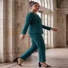 Shaped Crepe Jacket & Straight-Leg Pant Suit image number 2