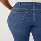 Mid-Rise Comfort Stretch 5-Pocket Bootcut Jeans image number 3